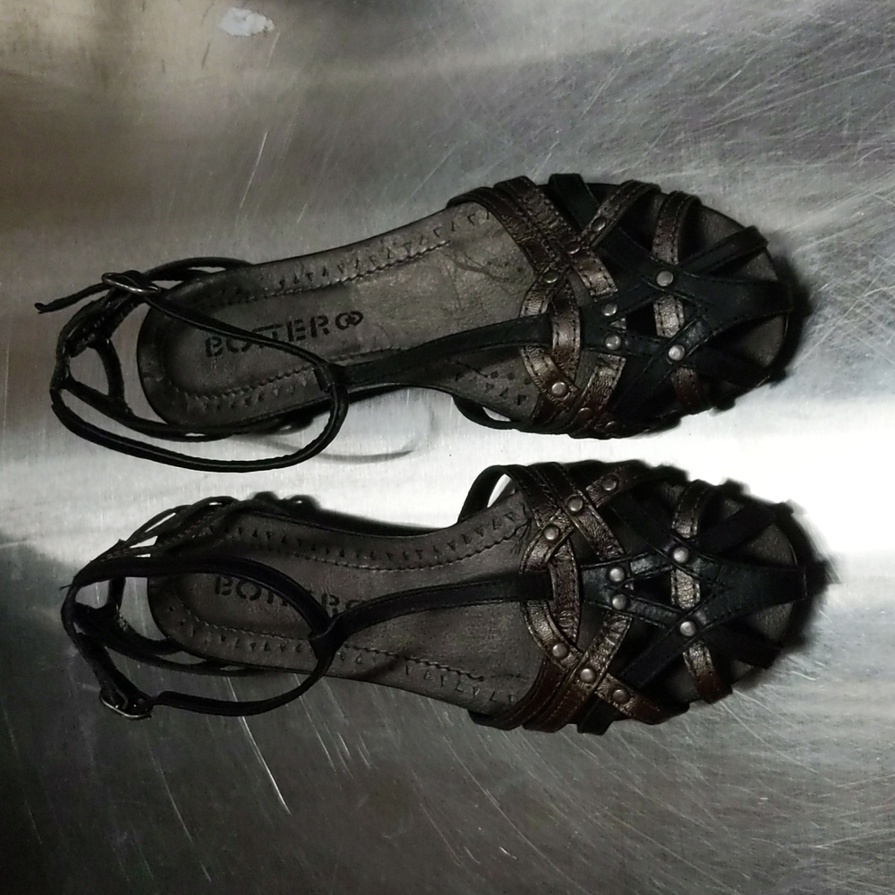 Bottero - strappy flats (black/pewter)